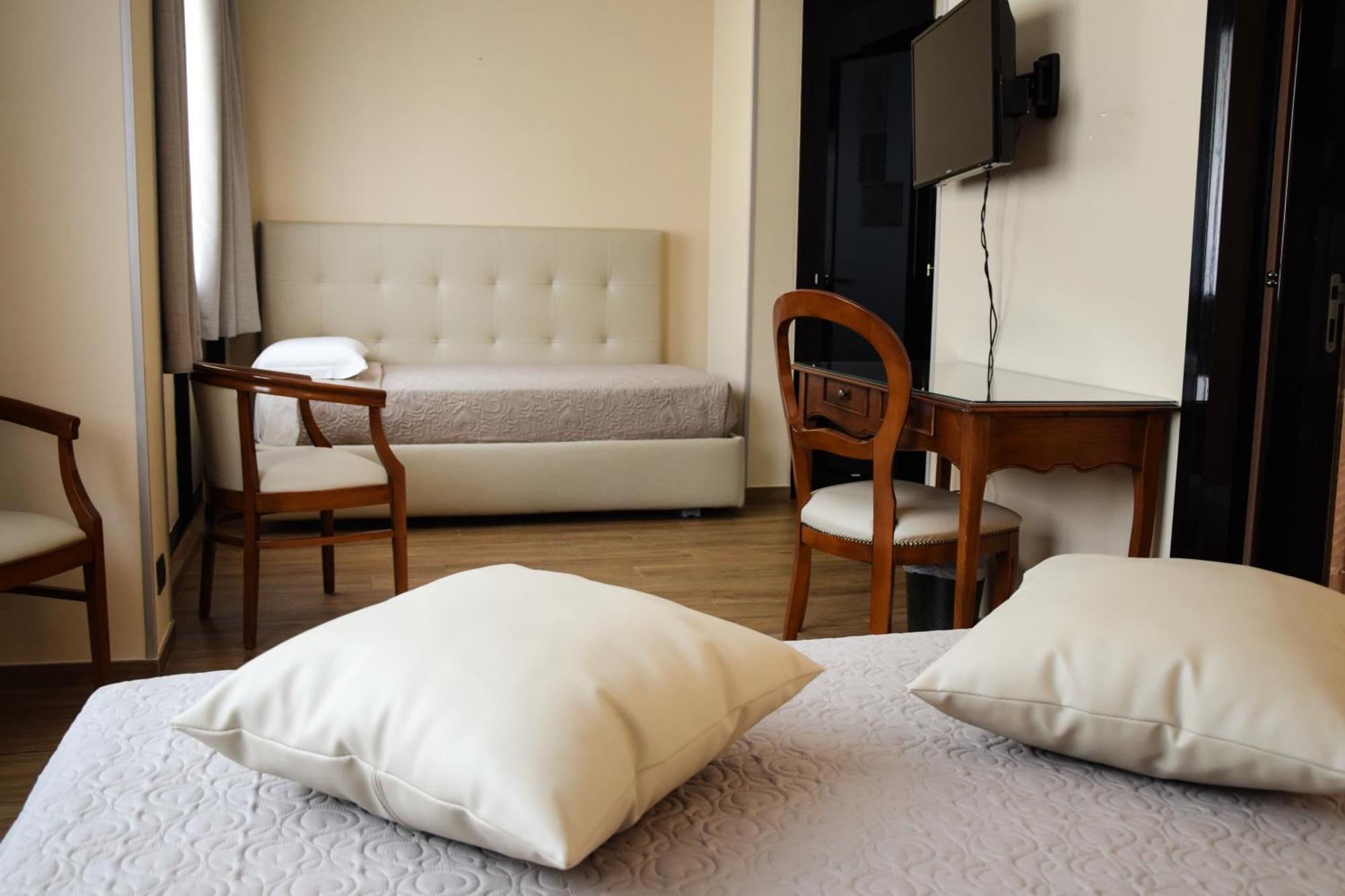 Hotel Valentino Du Parc ตูริน ภายนอก รูปภาพ